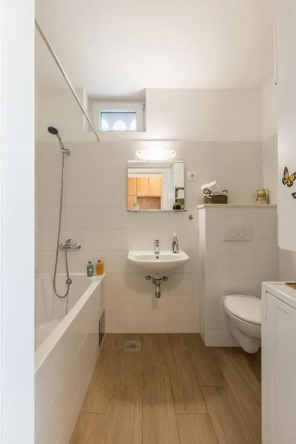 Two Rooms Apartment Spalatina Split