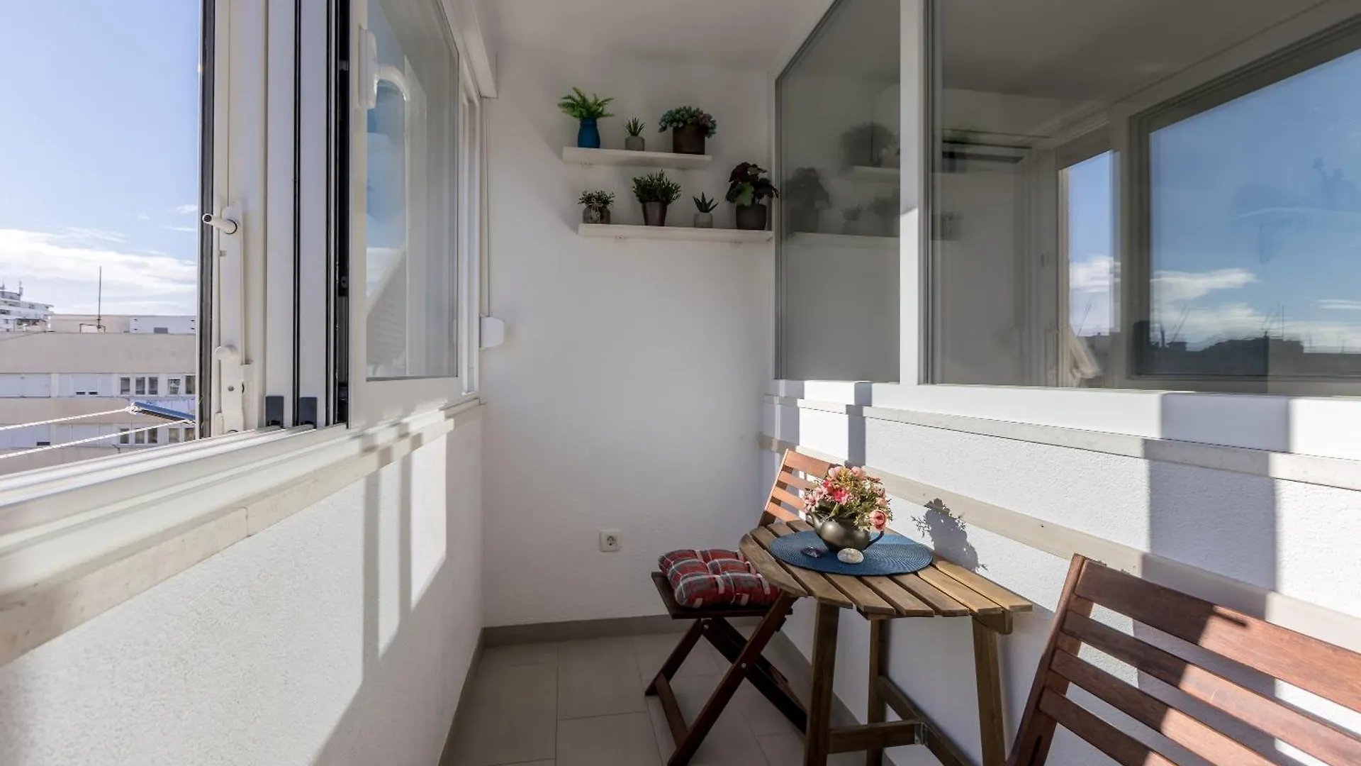 Two Rooms Apartment Spalatina Split