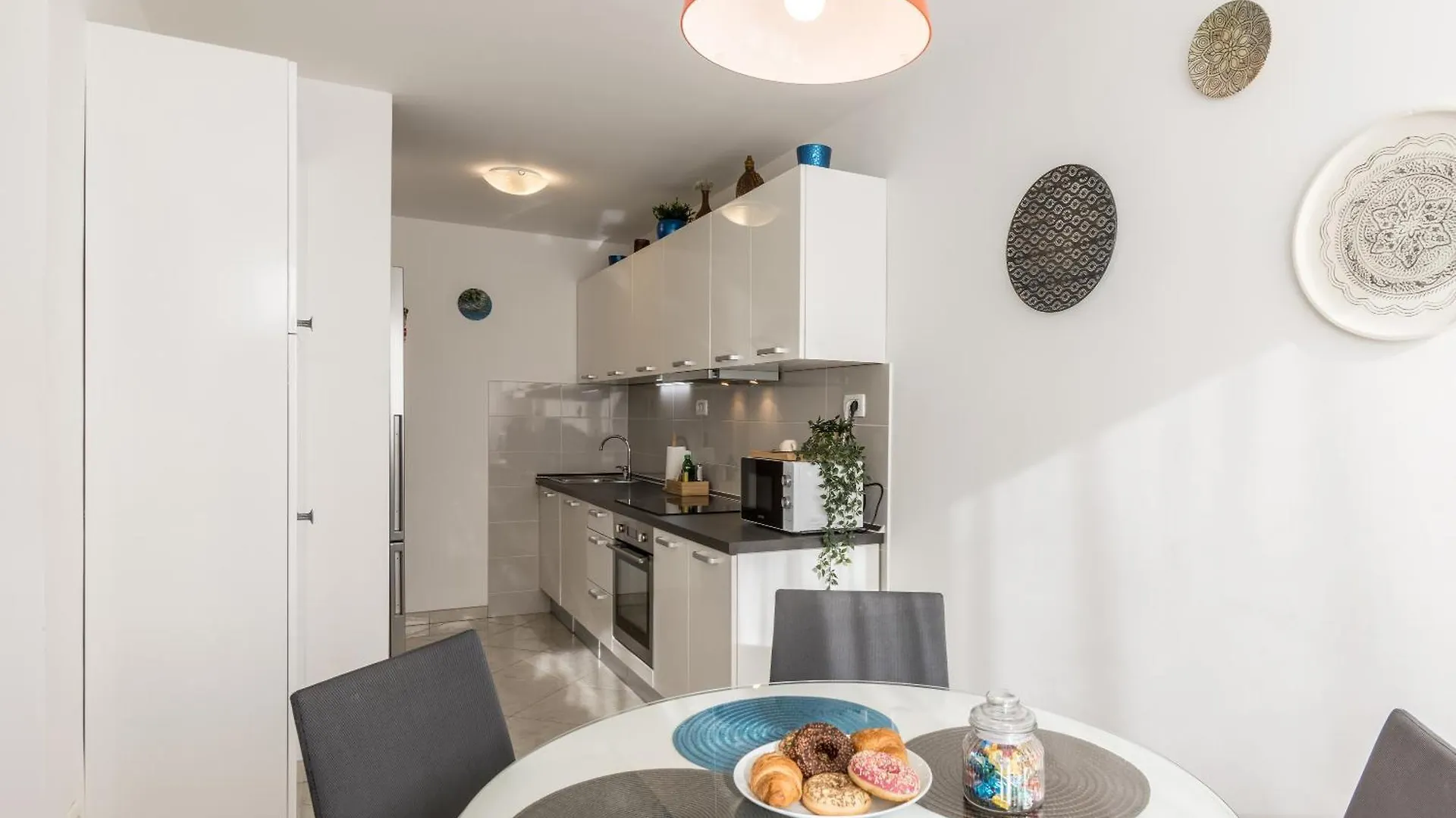 Two Rooms Apartment Spalatina Split Croatia